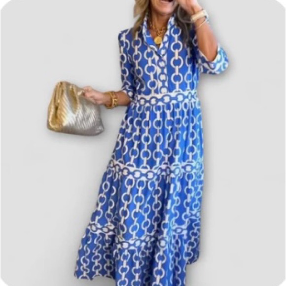 Elegant Blue Chain Pattern Maxi Dress - Picture 1 of 3
